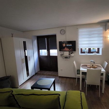 Studio Apartman Nona Angela-Valun Црес Екстер'єр фото